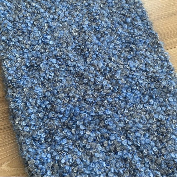 Mucros Weavers Ireland Mohair Woven Viscose Scarf Blue - Picture 4 of 6